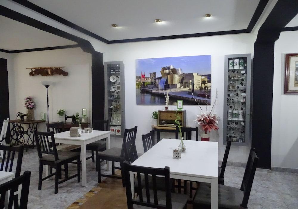 Arenal Suites Bilbao Ngoại thất bức ảnh